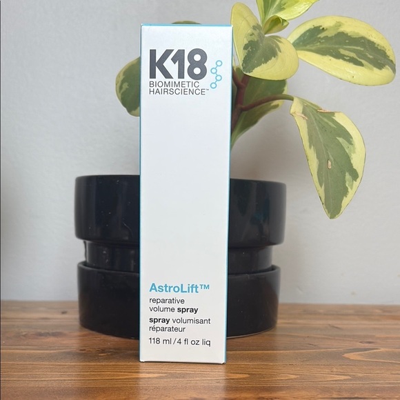 K18 Biomimetic Hairscience AstroLift™ Reparative Volume Spray 118ml/4dl.oz - Picture 1 of 10